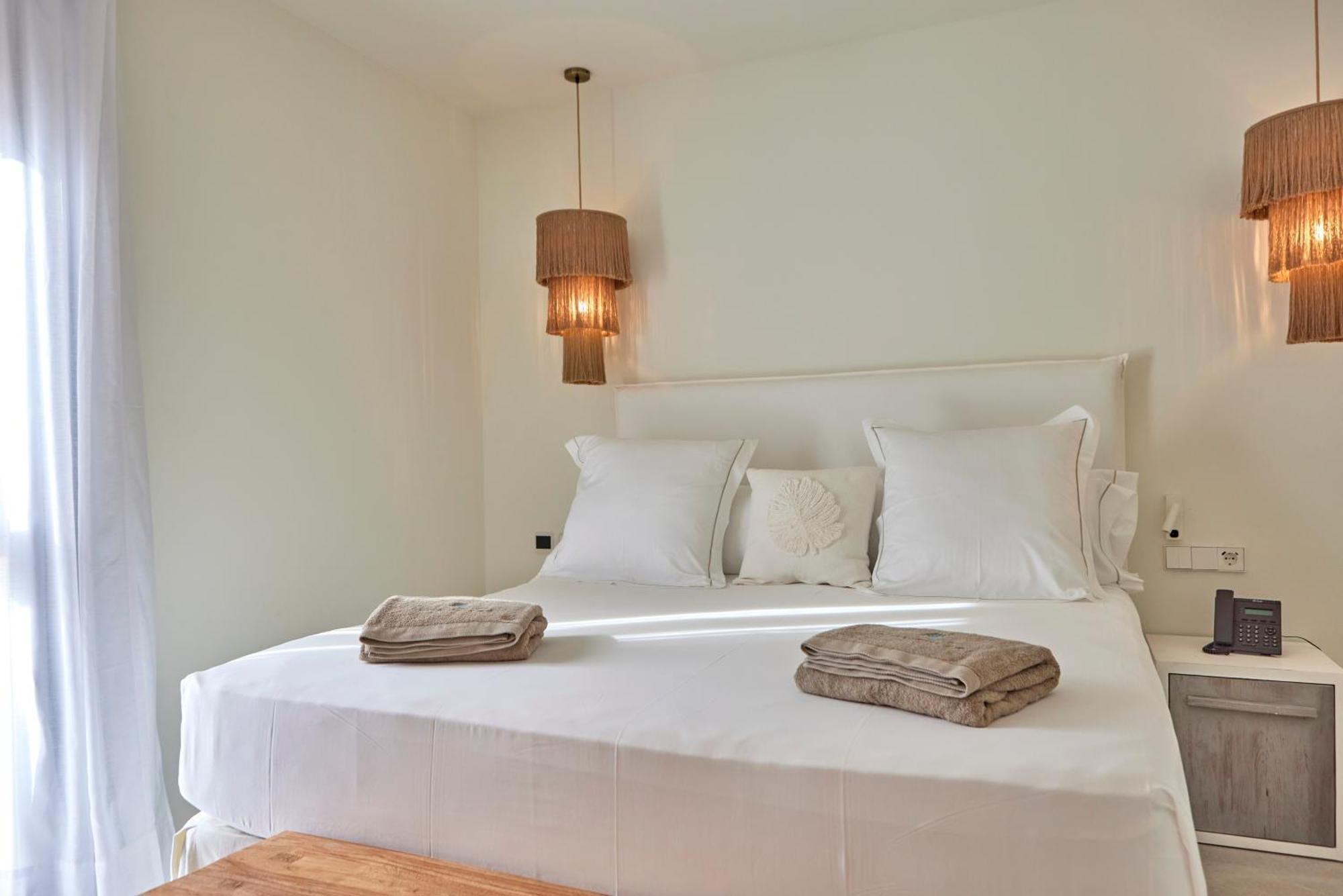 Mar Suites Formentera By Universal Beach Hotels Es Pujols Dış mekan fotoğraf